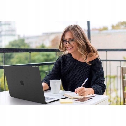 Etui Hard Shell Macbook Air 13 2018 / 2019 Clear Etui Hard Shell Macbook Air 13 2018 / 2019 Clear